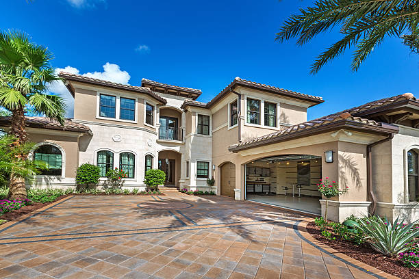 Best Local Driveway Pavers  in Mount Vista, WA